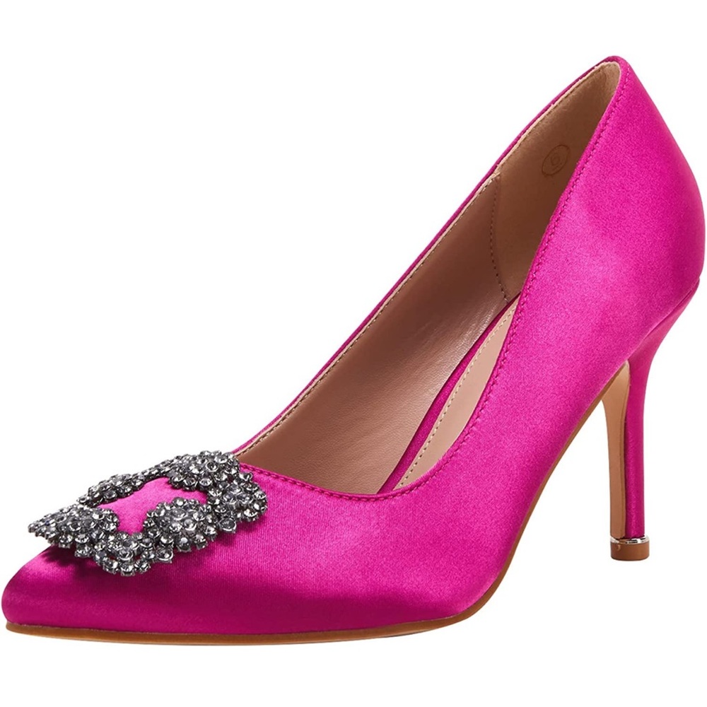 Never Worn Pink Satin pump